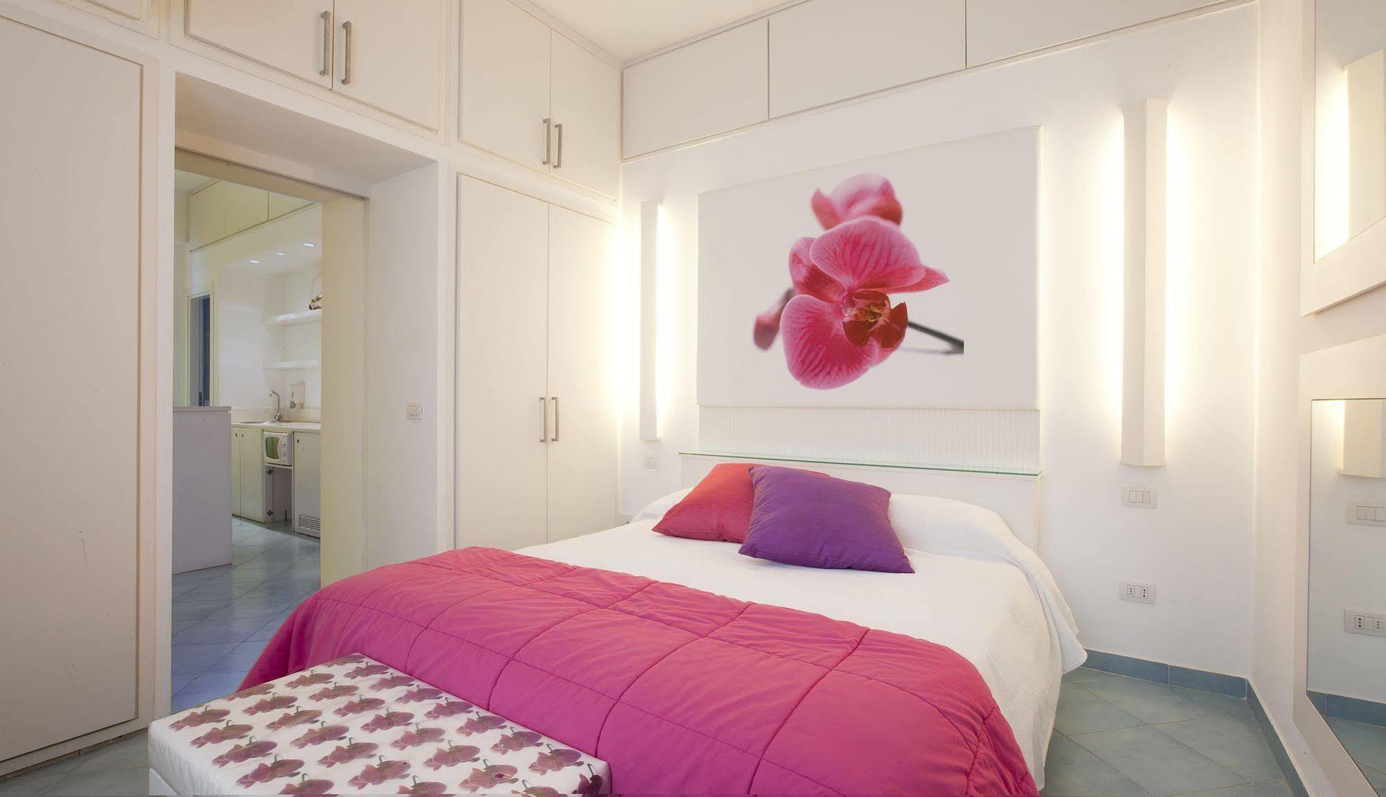 Sorrento Apartments Екстер'єр фото